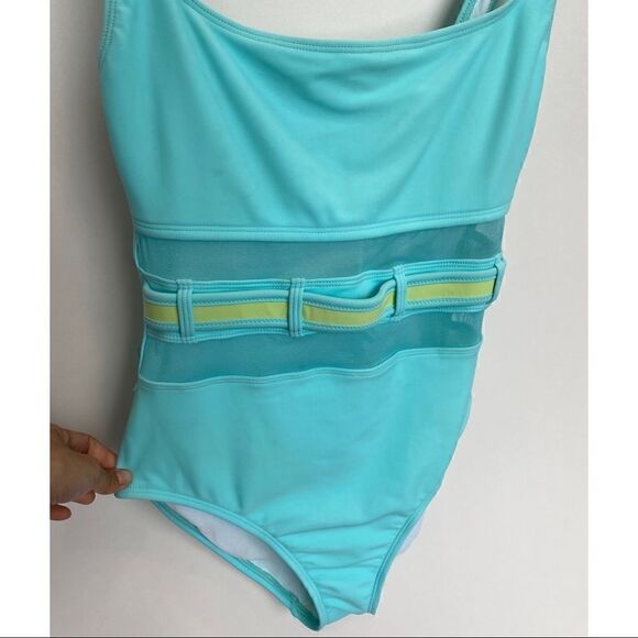 La Blanca One Piece Swimsuit Mesh Belt Panel - Picture 2 of 7